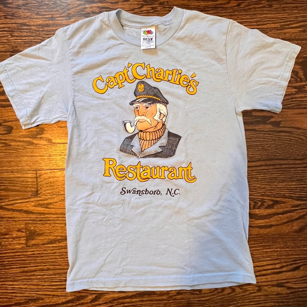 Vintage restaurant tee